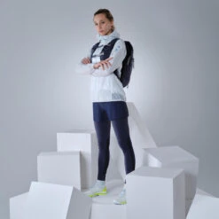 Quechua Veste Ultra Légère Hybride De Randonnée Rapide FH900 Femme Grise. 11 Quechua Veste Ultra Légère Hybride De Randonnée Rapide FH900 Femme Grise. -Quechua veste ultra legere hybride de randonnee rapide fh900 femme grise 2